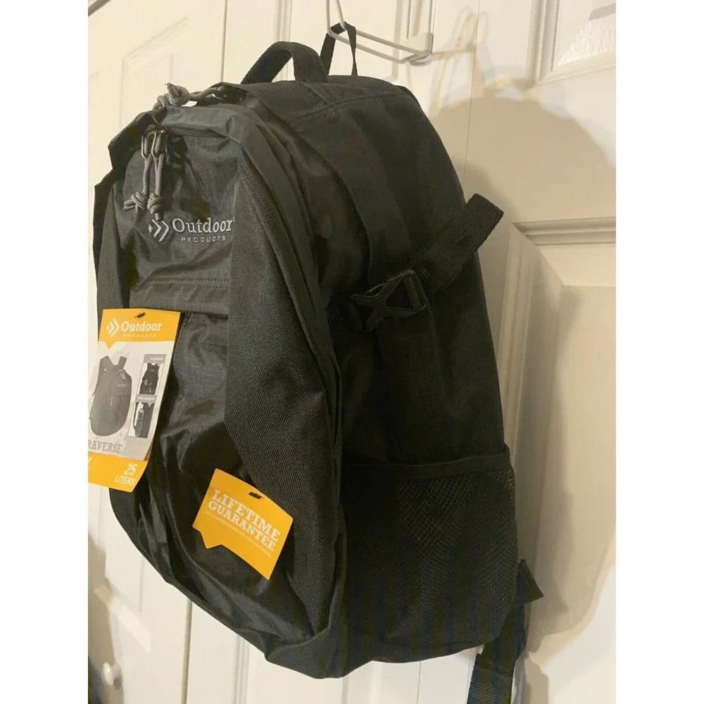 New Outdoor Products Traverse Backpack, Caviar‎ Black Day Pack 25 Liters NWT